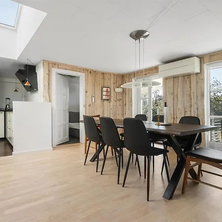 Dom wakacyjny Svante - 300m From The Sea By Interhome